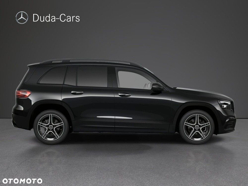 Mercedes-Benz GLB - 4