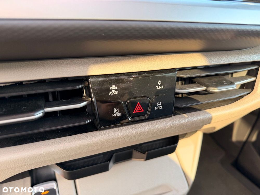 Volkswagen Multivan 2.0 TDI L1 Life DSG - 32