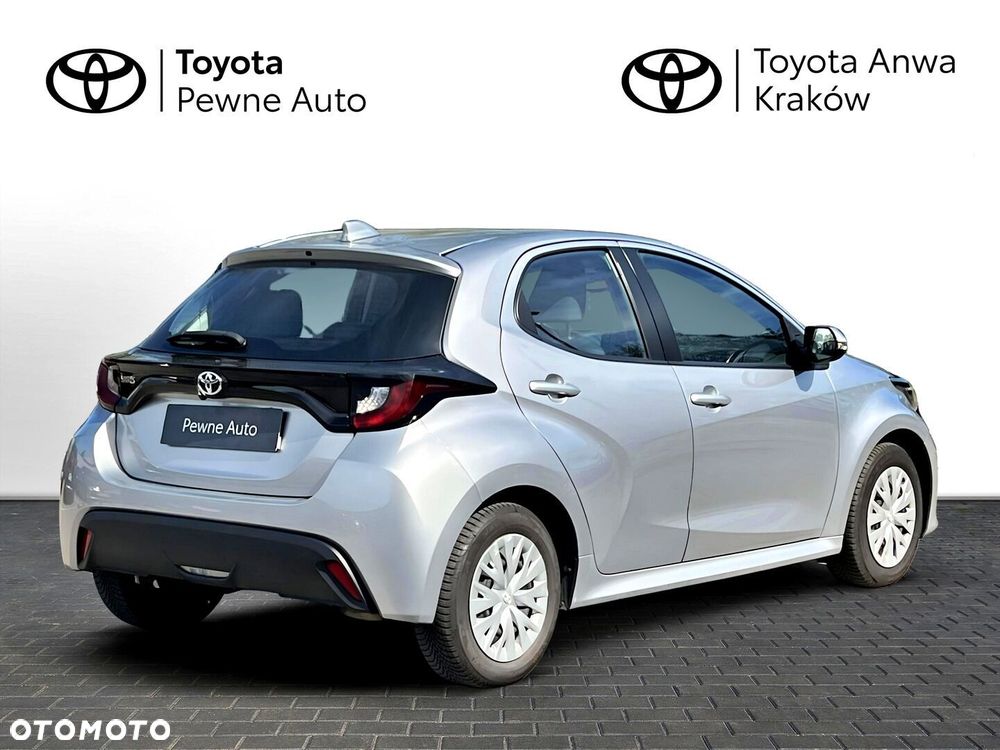 Toyota Yaris - 5