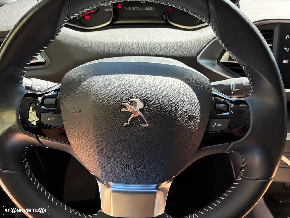 Peugeot 308 SW 1.5 BlueHDi Style - 23