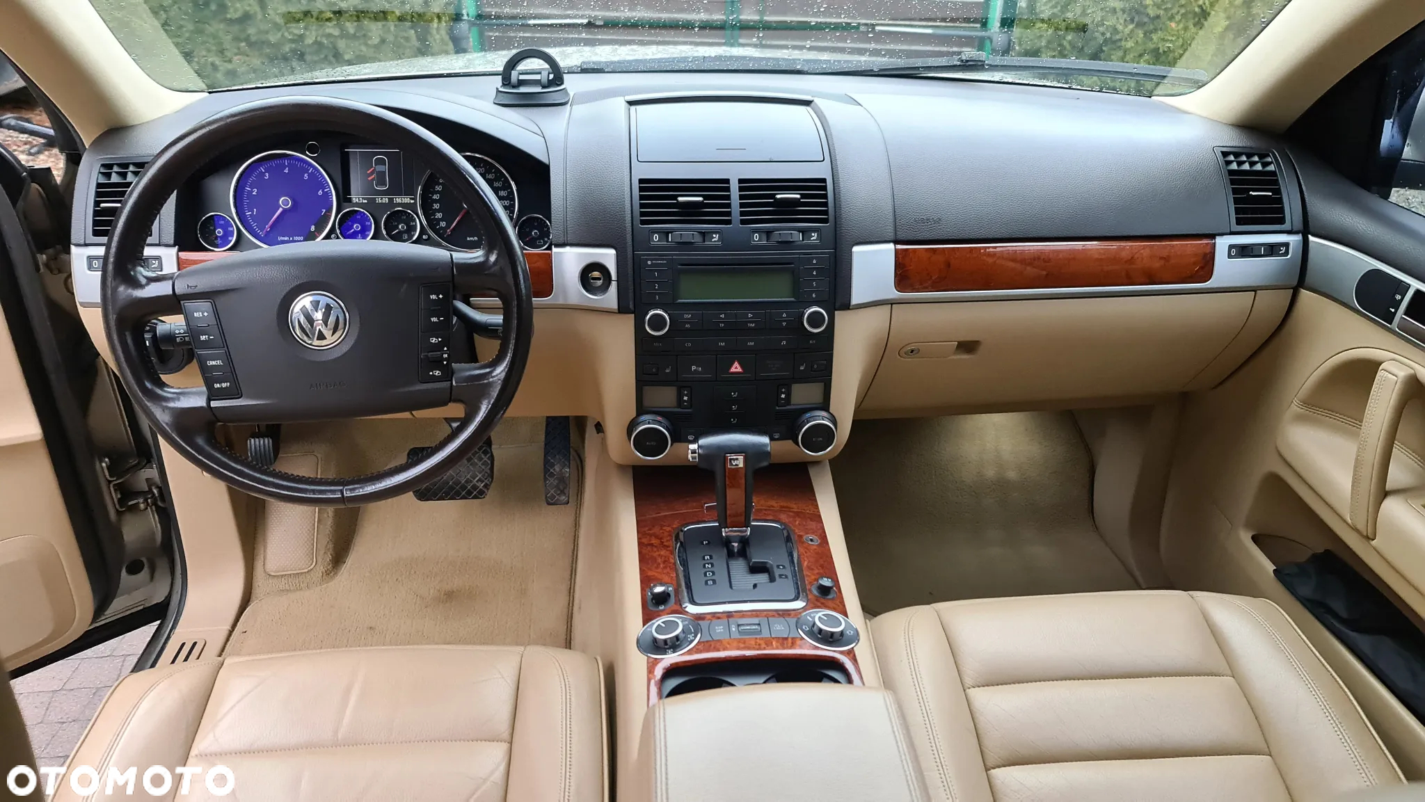 Volkswagen Touareg 3.2 V6 Tiptr - 14