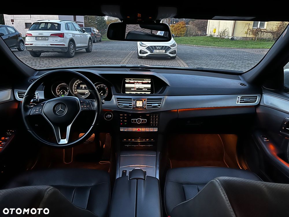 Mercedes-Benz Klasa E 220 CDI 7G-TRONIC Elegance - 6