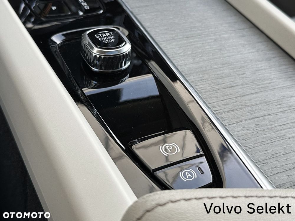 Volvo XC 60 - 23