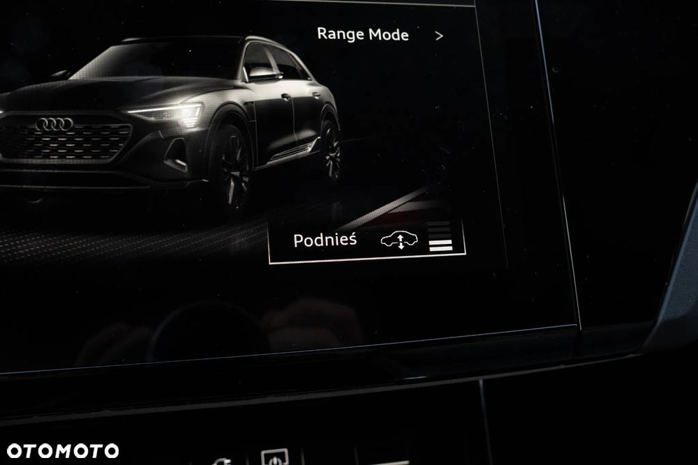 Audi Q8 e-tron 55 114kWh Quattro Advanced - 36