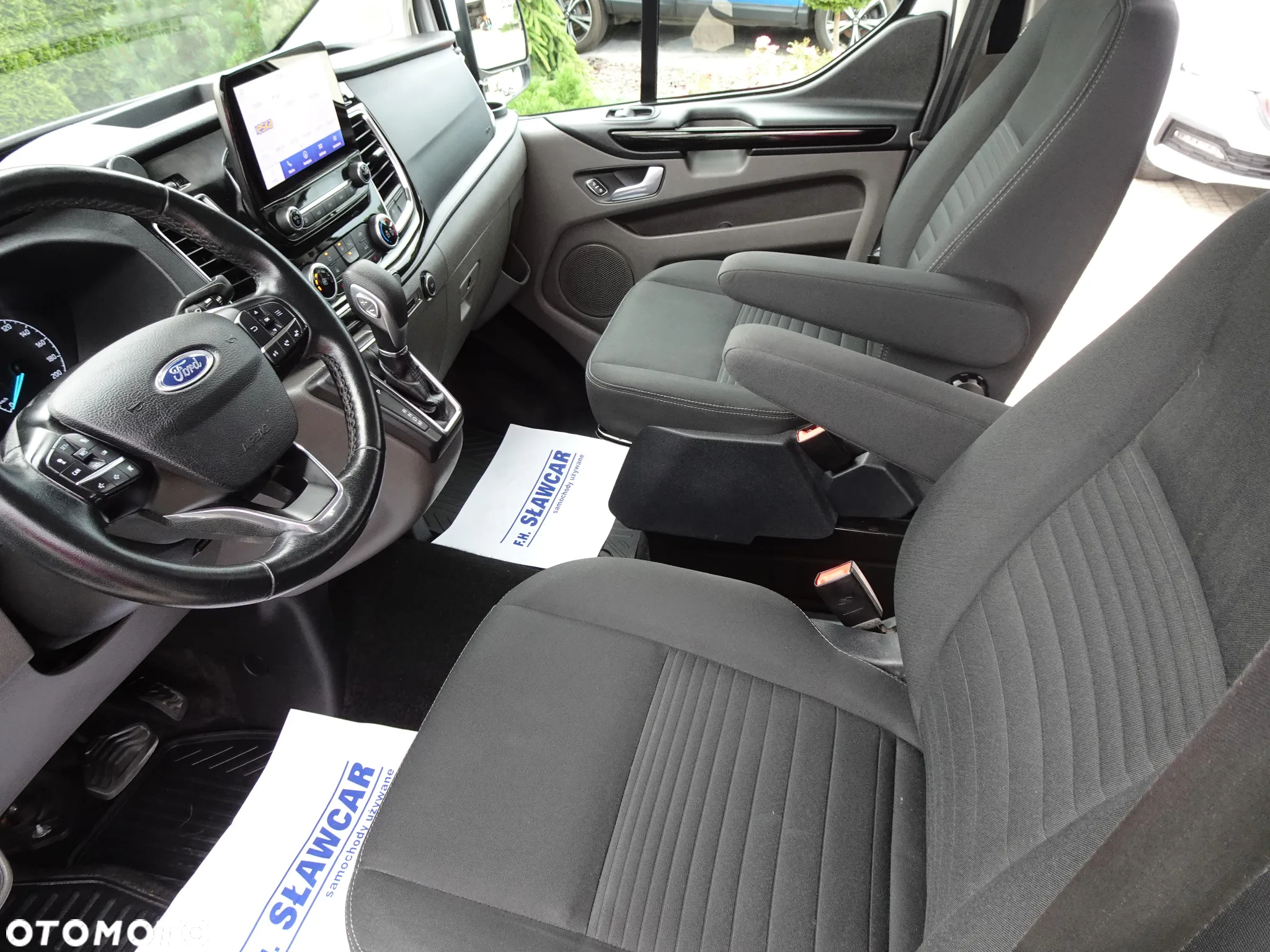 Ford Transit Custom 320 L2H1 Limited (bryg.) - 18