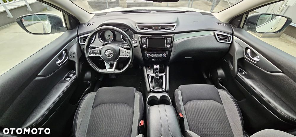 Nissan Qashqai 1.3 DIG-T Tekna - 37