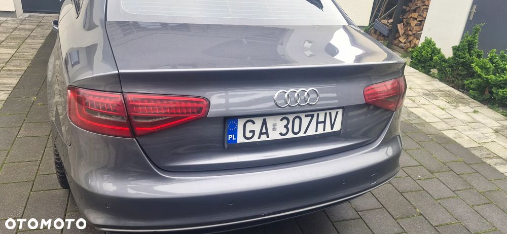 Audi A4 Limousine - 6