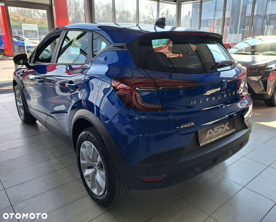 Mitsubishi ASX - 5