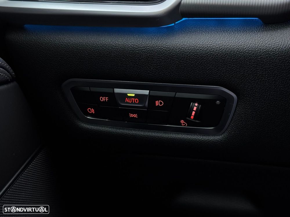 BMW X5 45 e xDrive Pack M - 35