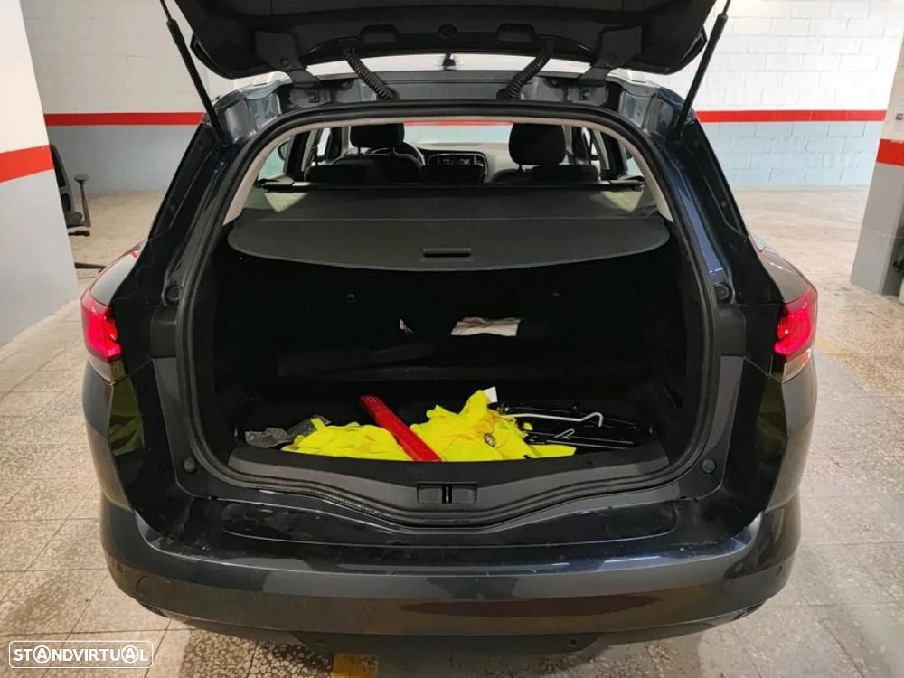 Renault Mégane Sport Tourer 1.5 Blue dCi Business - 7