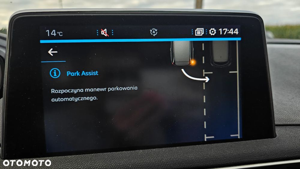 Peugeot 5008 BlueHDi 180 EAT8 GT Pack - 33