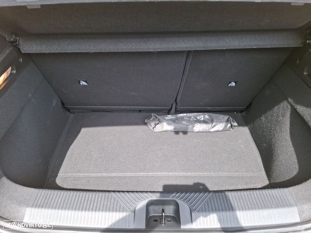 Renault 5 E-Tech 52 kWh Techno Autonomia Conforto - 27