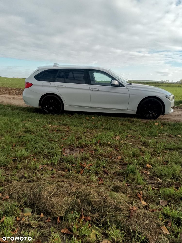 BMW Seria 3 318d - 3