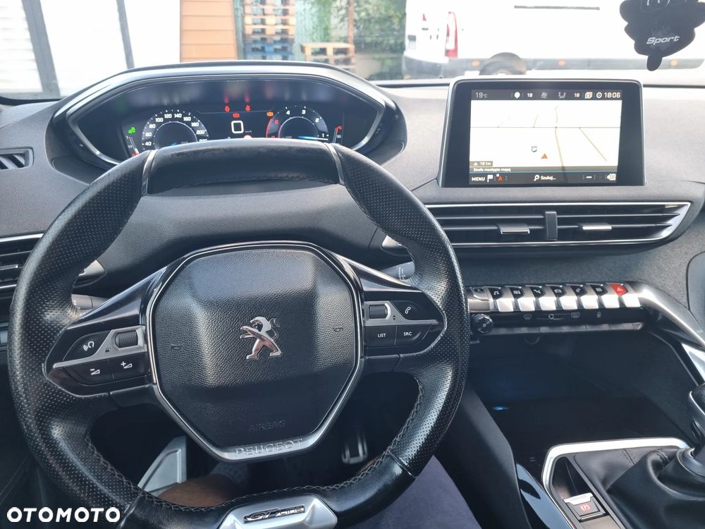 Peugeot 3008 - 20