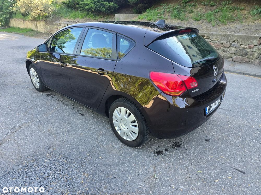 Opel Astra 1.6 Edition 150 - 3