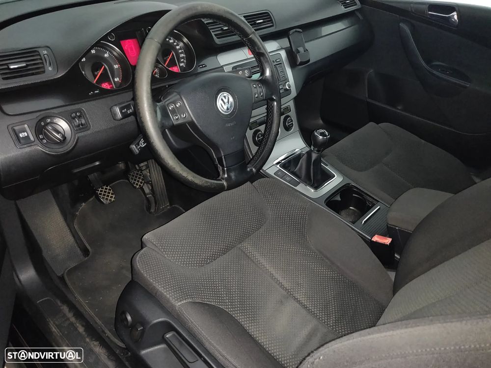 VW Passat Variant 2.0 TDI 4M Highline IM - 5