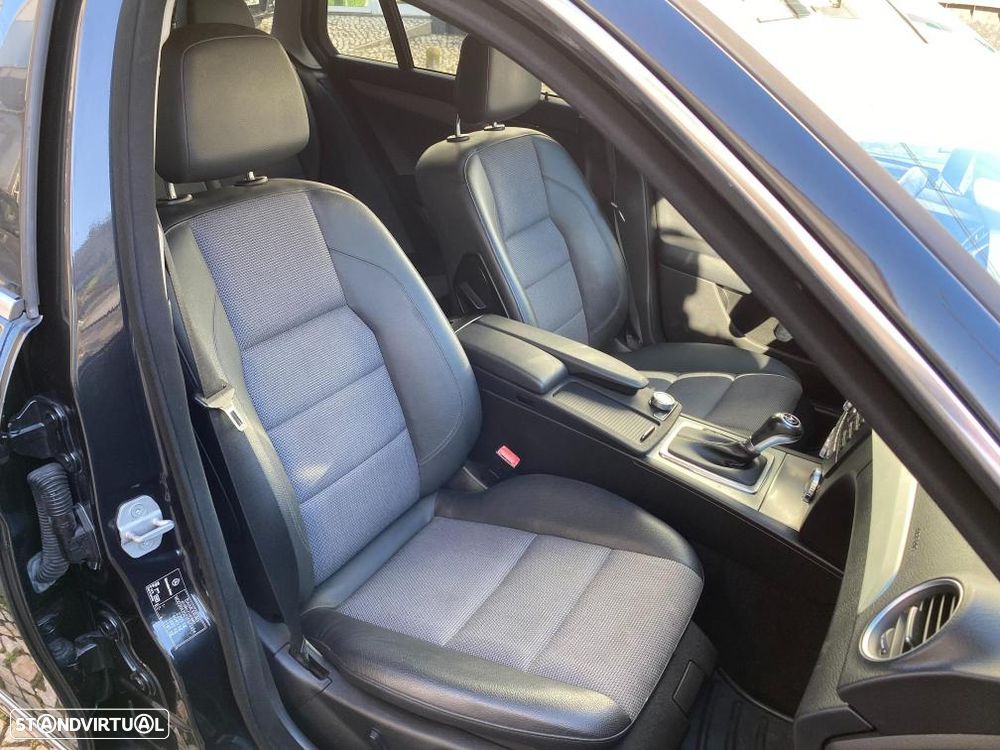Mercedes-Benz C 220 Station CDI DPF Auto BlueEFFICIENCY Avantgarde - 33