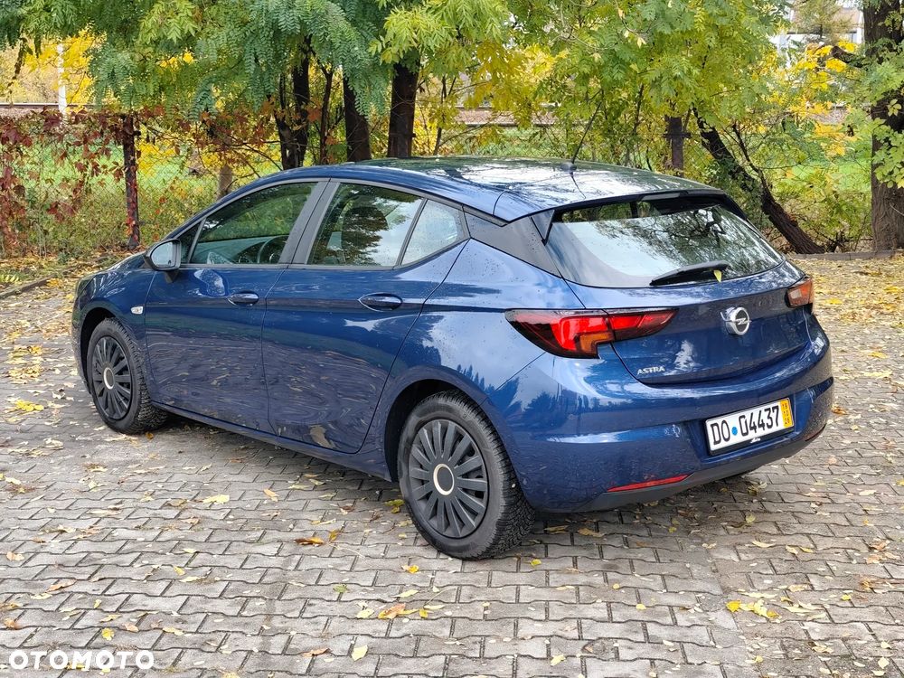 Opel Astra 2021 photo 2