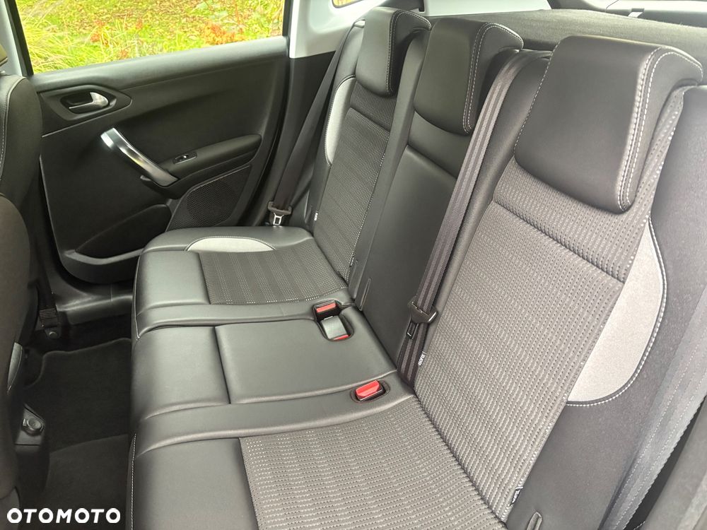 Peugeot 2008 - 19