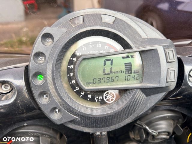 Yamaha FZ6 - 3