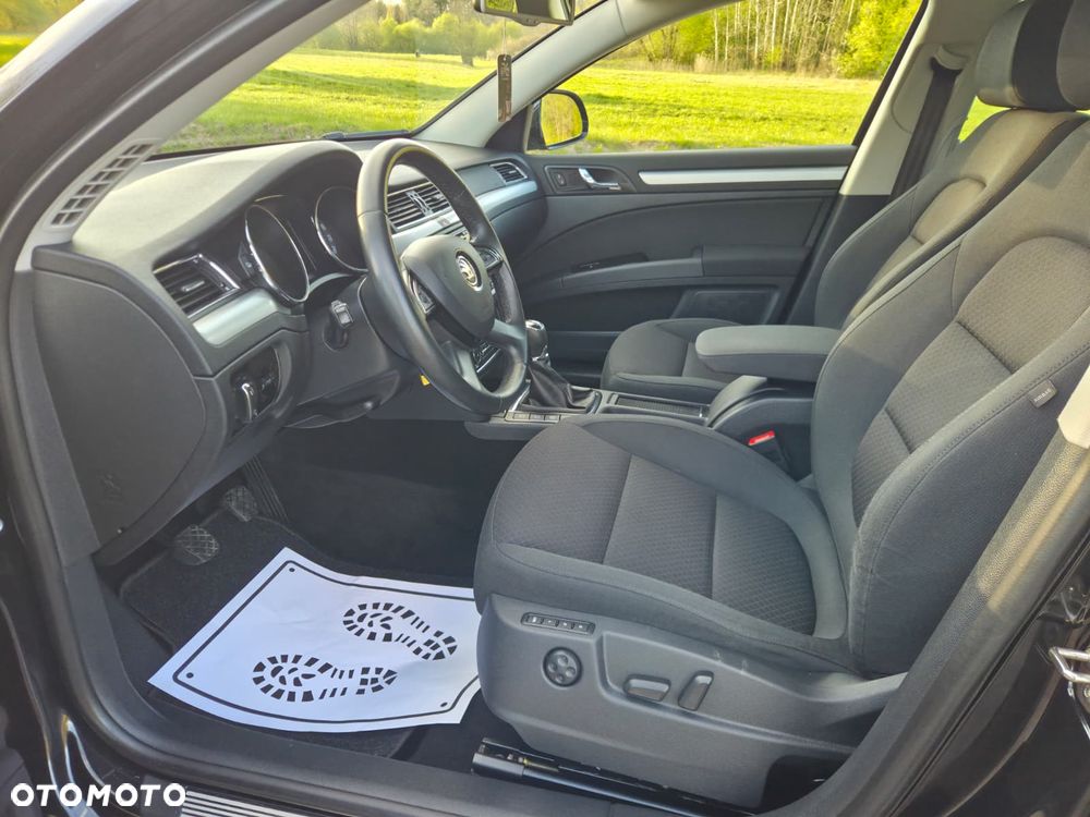 Skoda Superb 1.6 TDI Green tec Active - 13