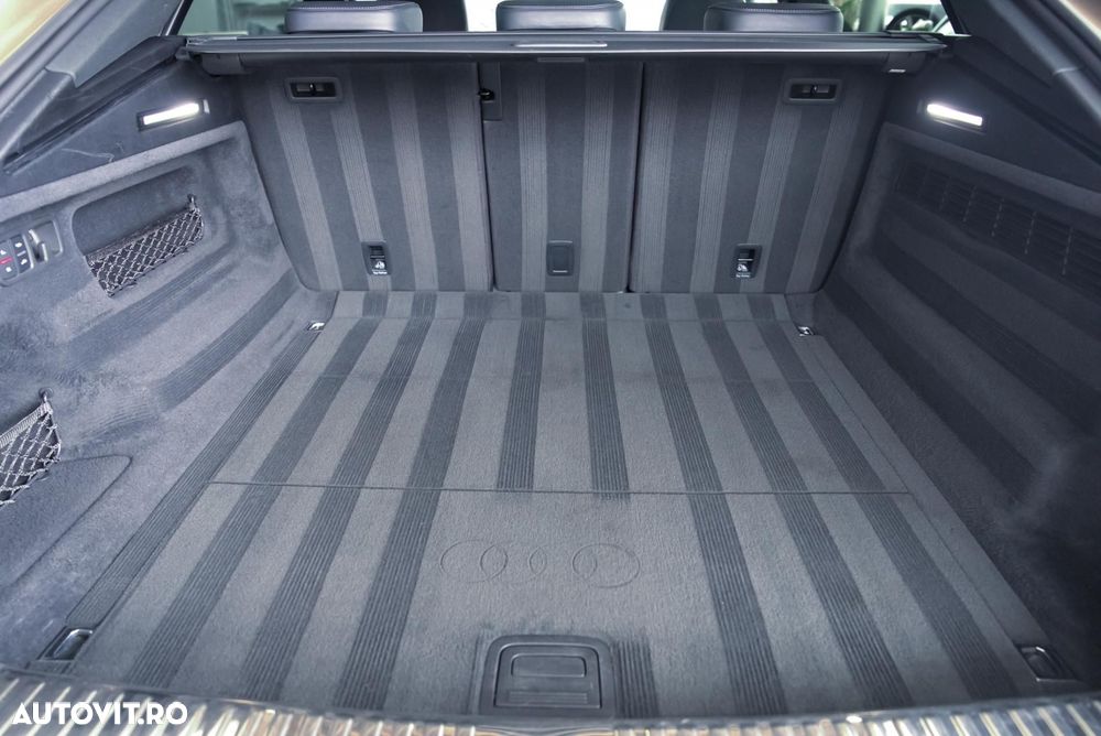 Audi Q8 50 TDI quattro Tiptronic - 12