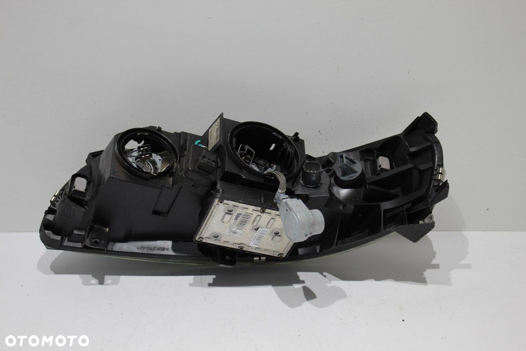 Volvo V60 XC70 Xenon Prawy Lampa Uszkodzona Przetwornica - 2