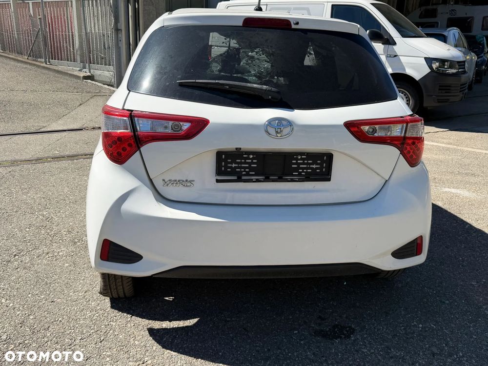 Toyota Yaris - 3