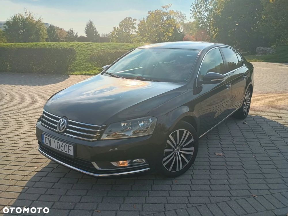 Volkswagen Passat 2.0 TDI Comfortline DSG - 2