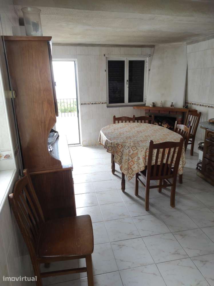 Moradia em Infias, Fornos de Algodres - Grande imagem: 4/11