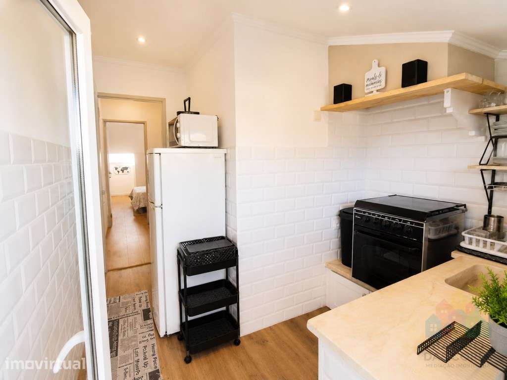 Apartamento T2 remodelado no centro de Tomar - Grande imagem: 5/9