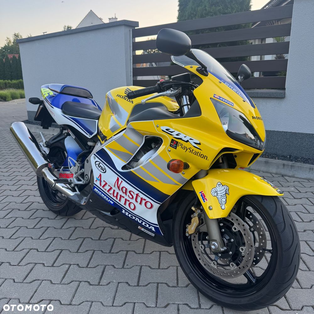 Honda CBR - 12