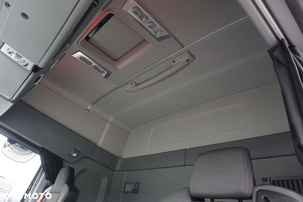 Renault / T 460 / EURO 6 / ACC / RETARDER / SLEEPER CAB - 15