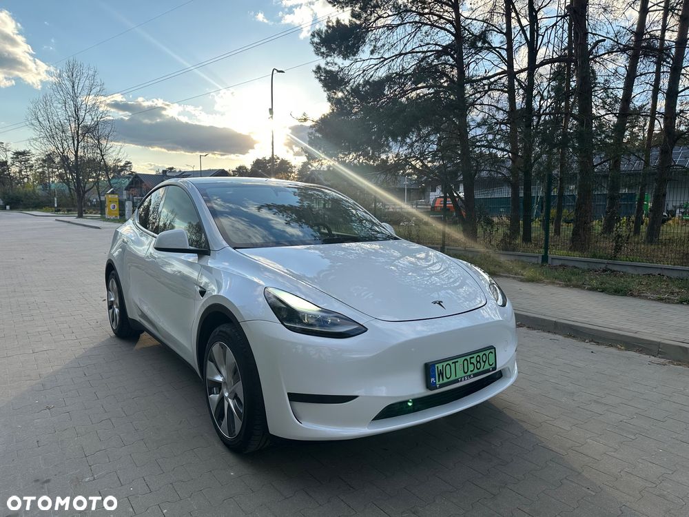 Tesla Model Y 79kWh Long Range RWD - 1