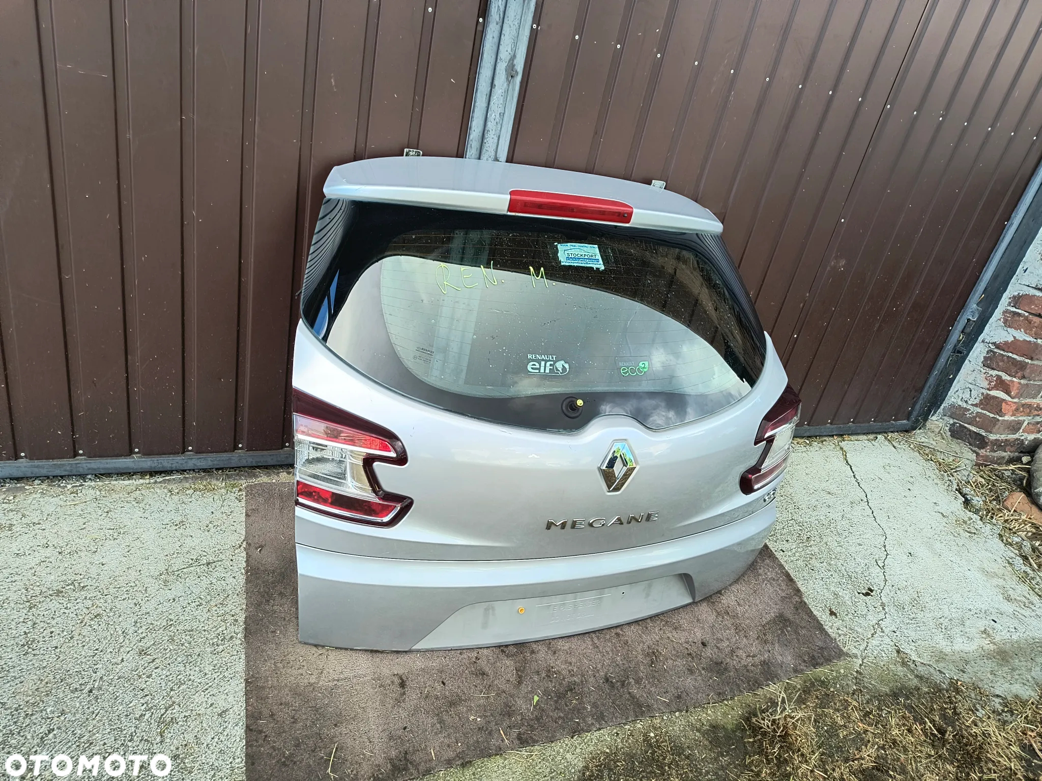 Klapa Tył tylna bagażnika Renault Megane  III Kombi - 13