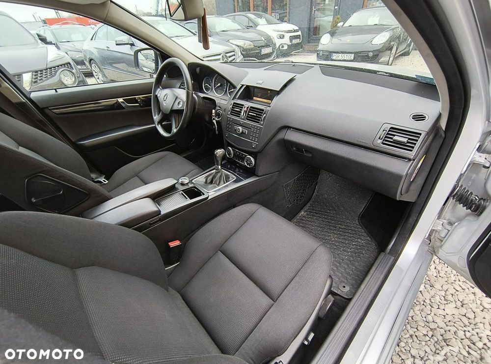 Mercedes-Benz Klasa C 180 Kompressor Elegance - 19
