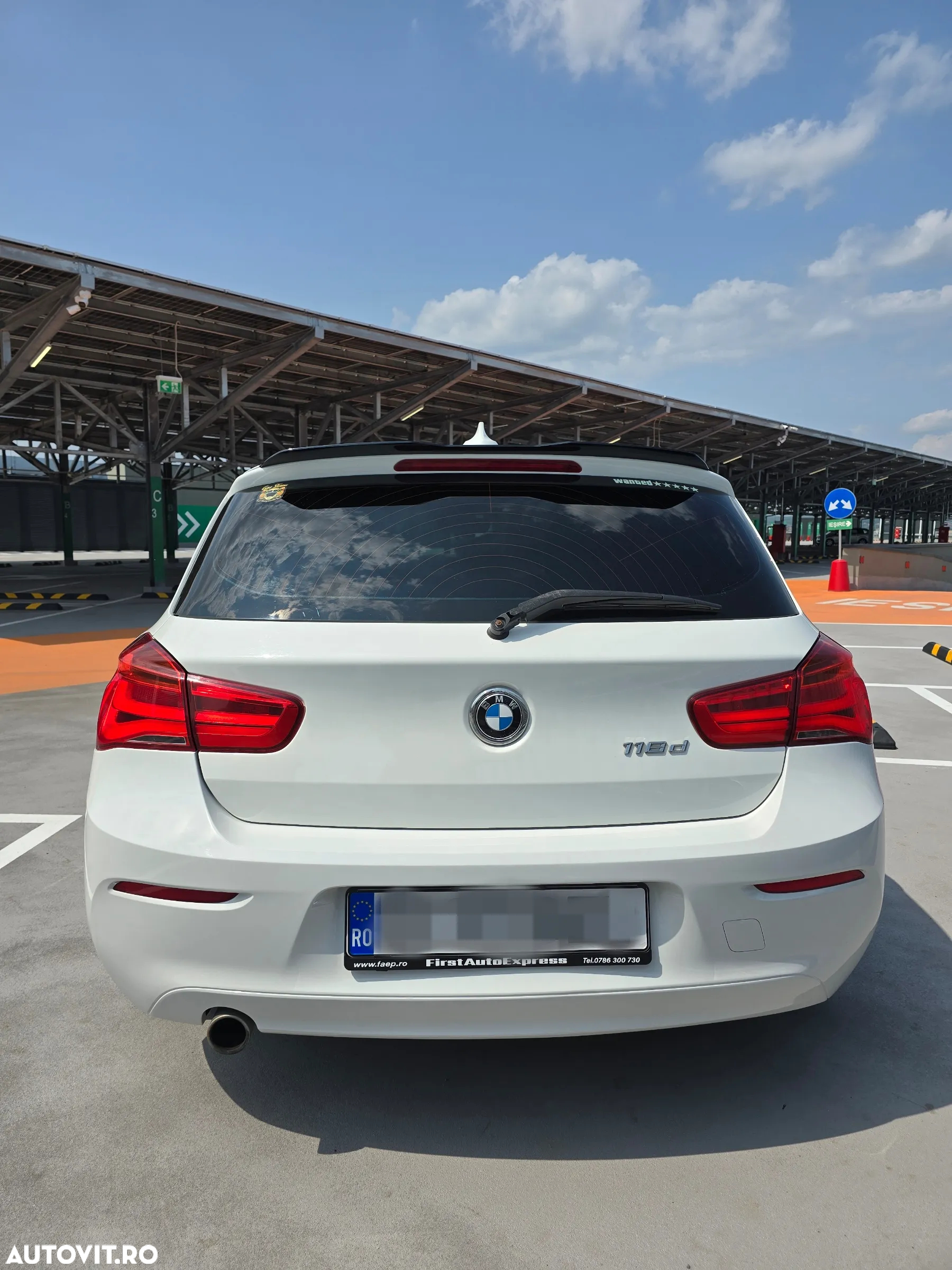 BMW Seria 1 118d Standard - 4