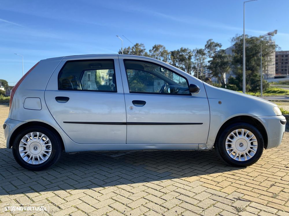 Fiat Punto 1.2 16V HLX - 4