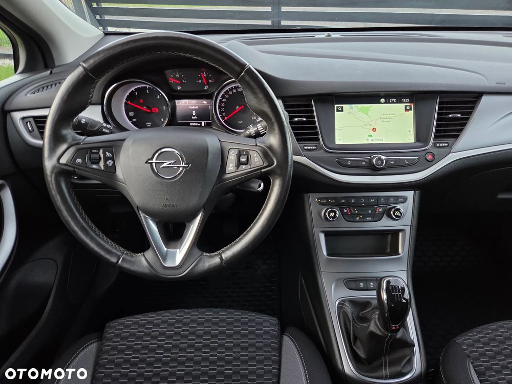 Opel Astra - 22