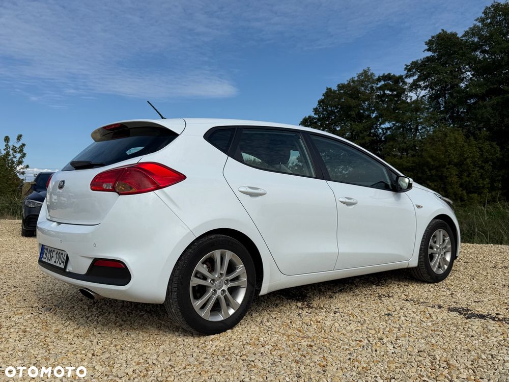 Kia Ceed 1.4 CVVT - 12