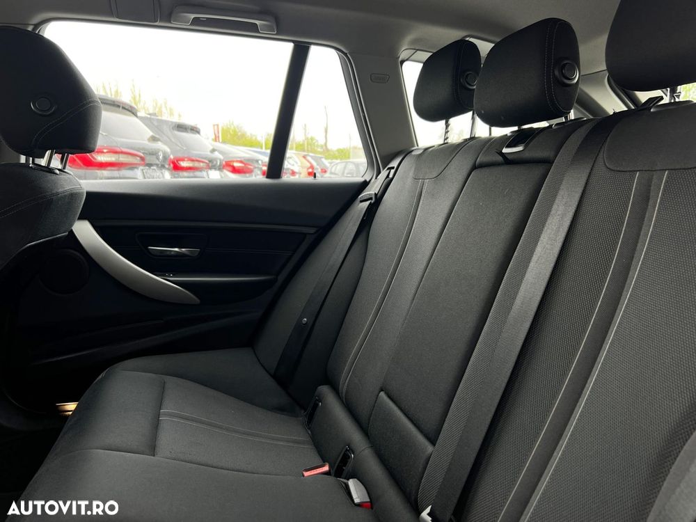 BMW Seria 3 - 21