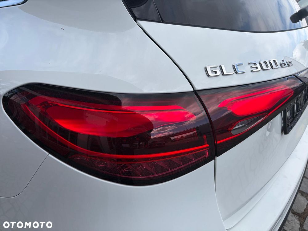 Mercedes-Benz GLC 300 de 4-Matic - 10
