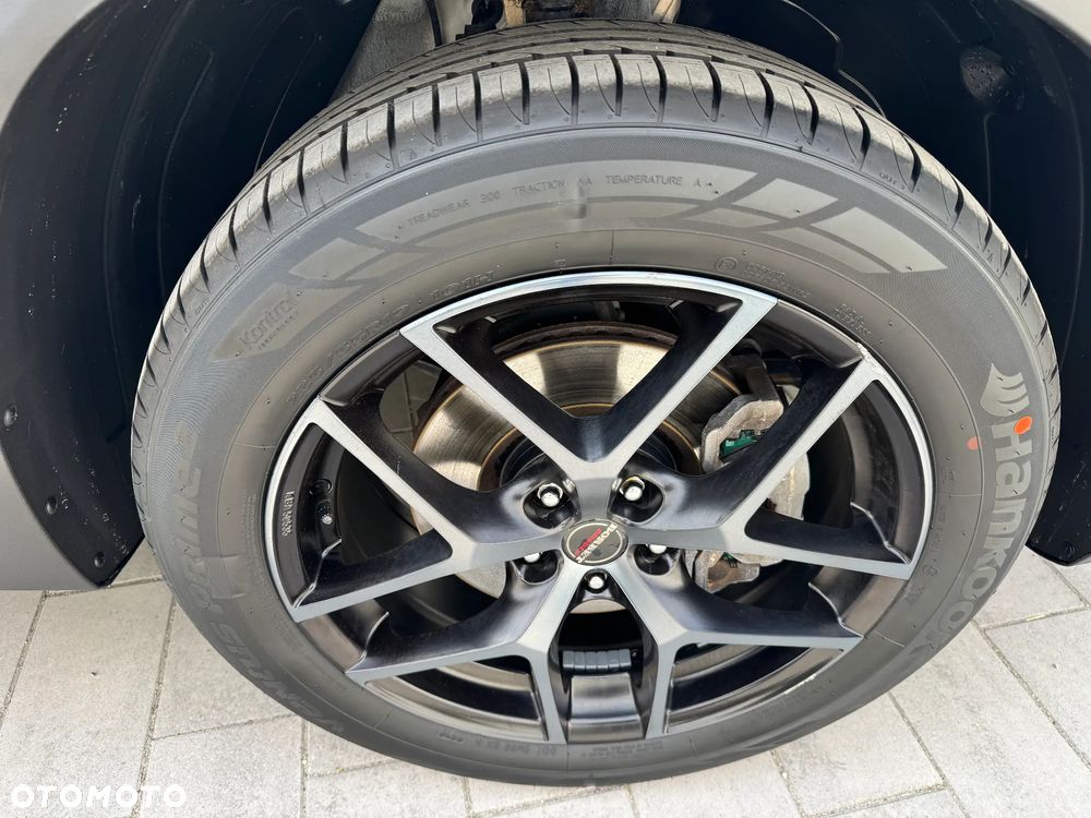 Hyundai Santa Fe 1.6 Plugin-Hybrid 4WD Prime - 28