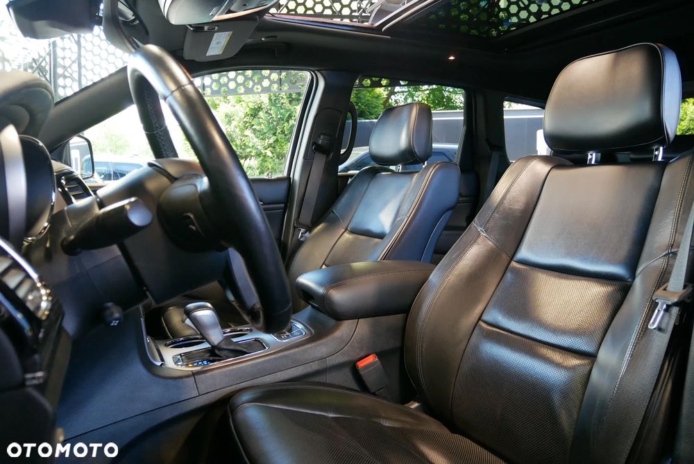 Jeep Grand Cherokee - 12