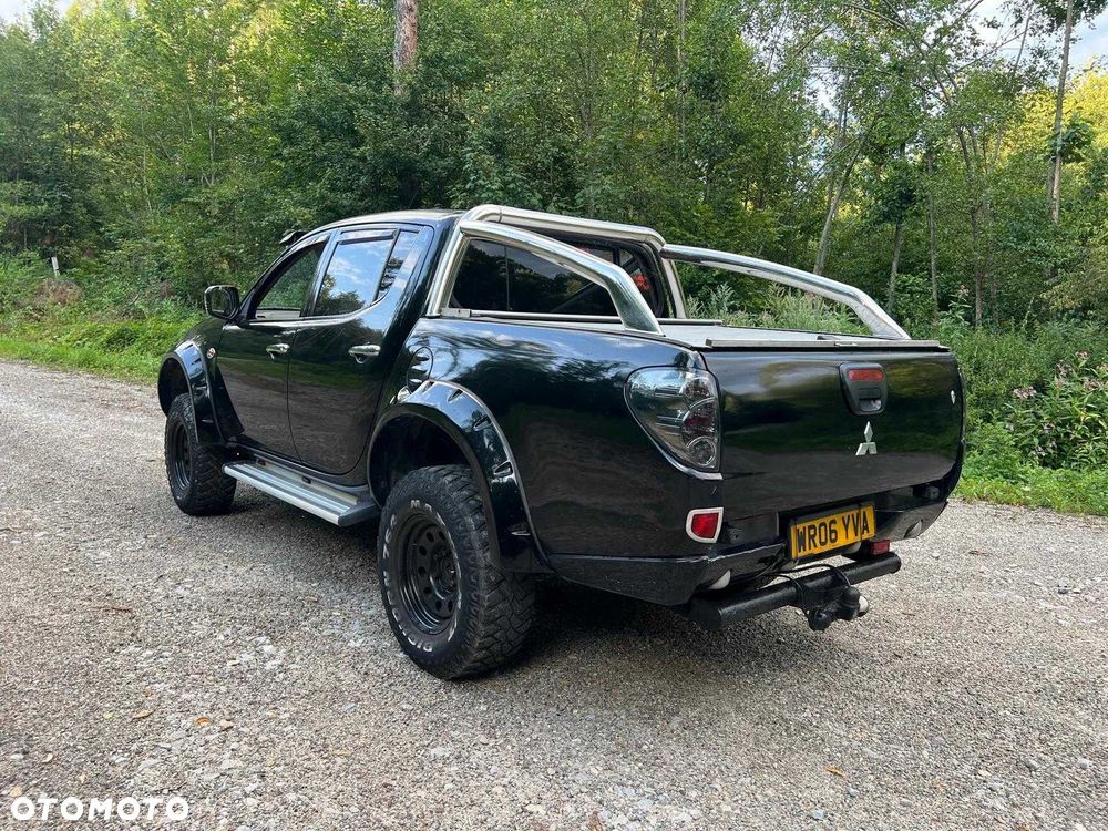 Mitsubishi L200 - 4