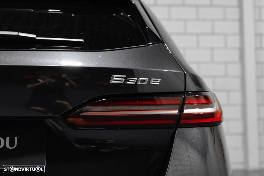BMW 530 e xDrive Pack Desportivo M Pro - 24