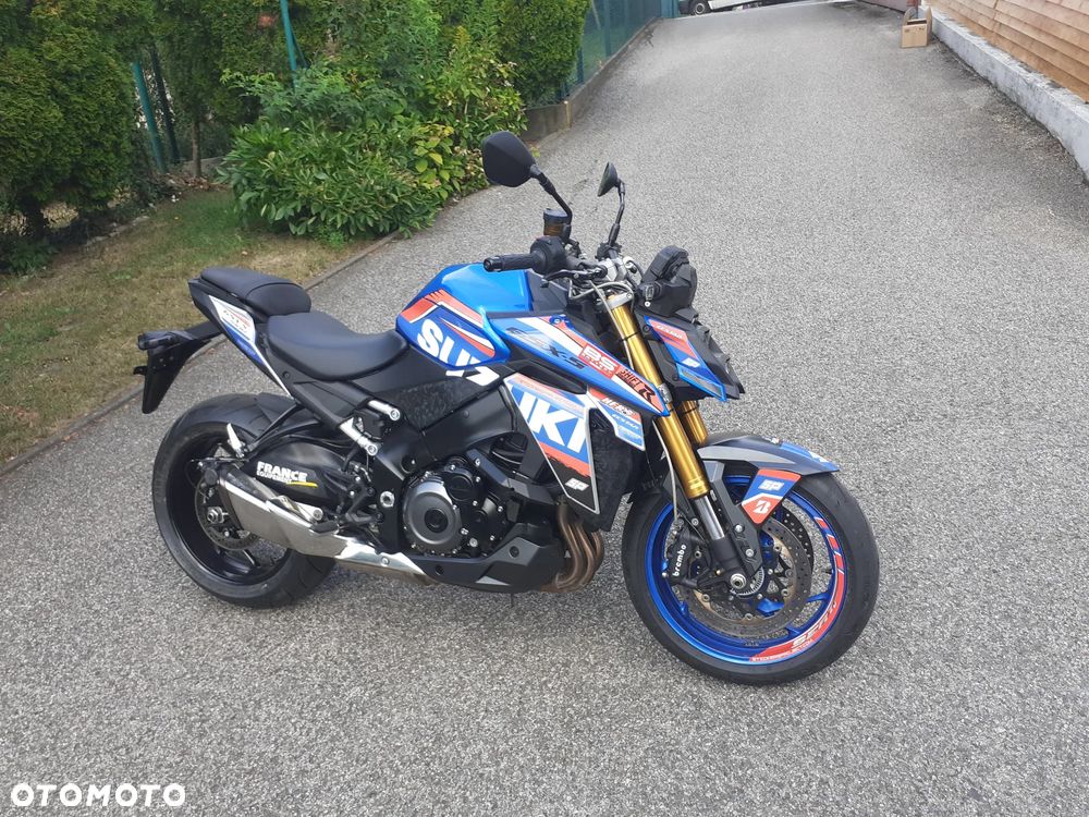 Suzuki GSX 1000 - 1