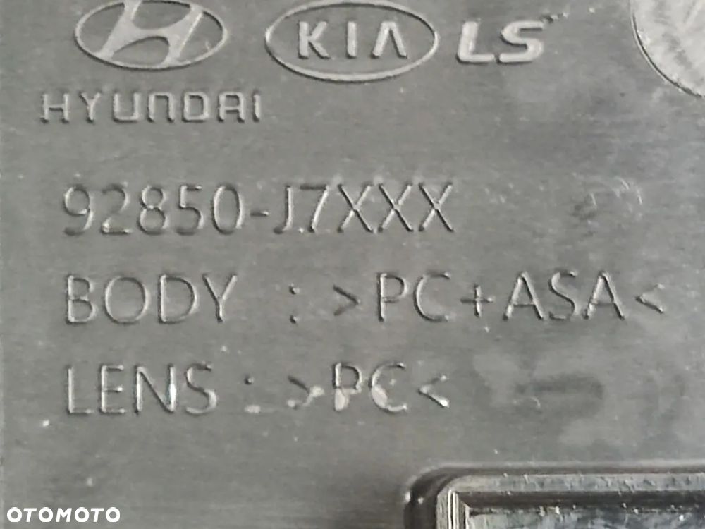 KIA PRO CEED od 2021r Lampka Podsufitki Oświetlenie Kabiny - 3