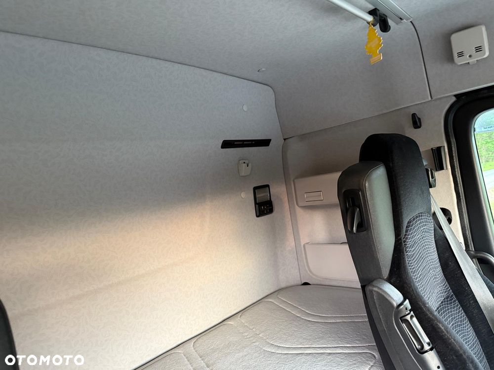 Mercedes-Benz Arocs 4148 8x4 - 13