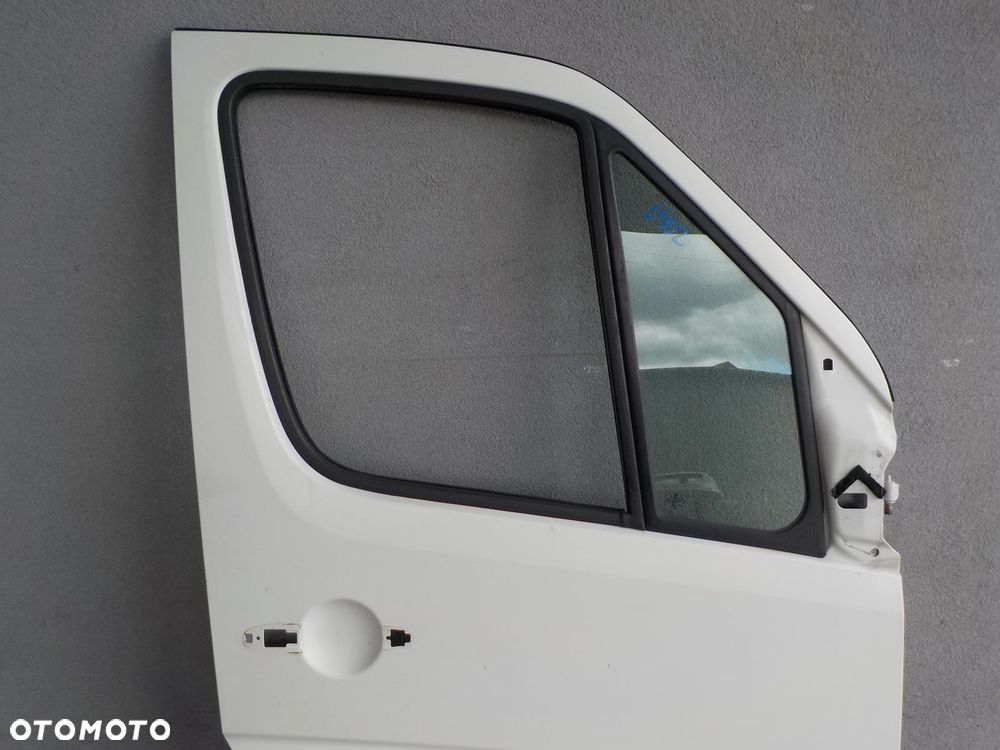 VW CRAFTER  SPRINTER 906 06- DRZWI PRAWE PRZÓD ZDROWE BIAŁE L902 - 3